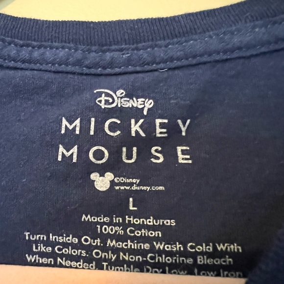 🎈🎈NWT MICKEY MOUSE T-SHIRT - Picture 4 of 4